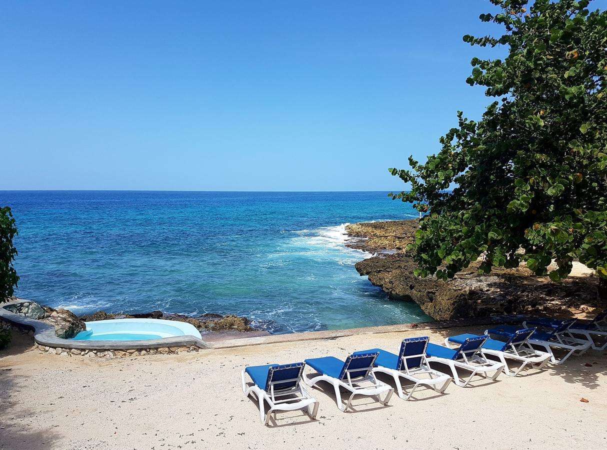 The Westender Inn Negril Exterior photo